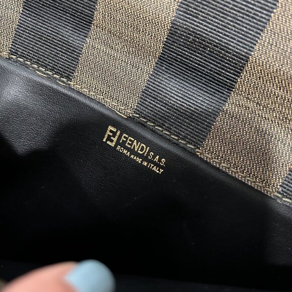 Fendi Pequin Envelope Clutch w/dustbag - Picture 2 of 10